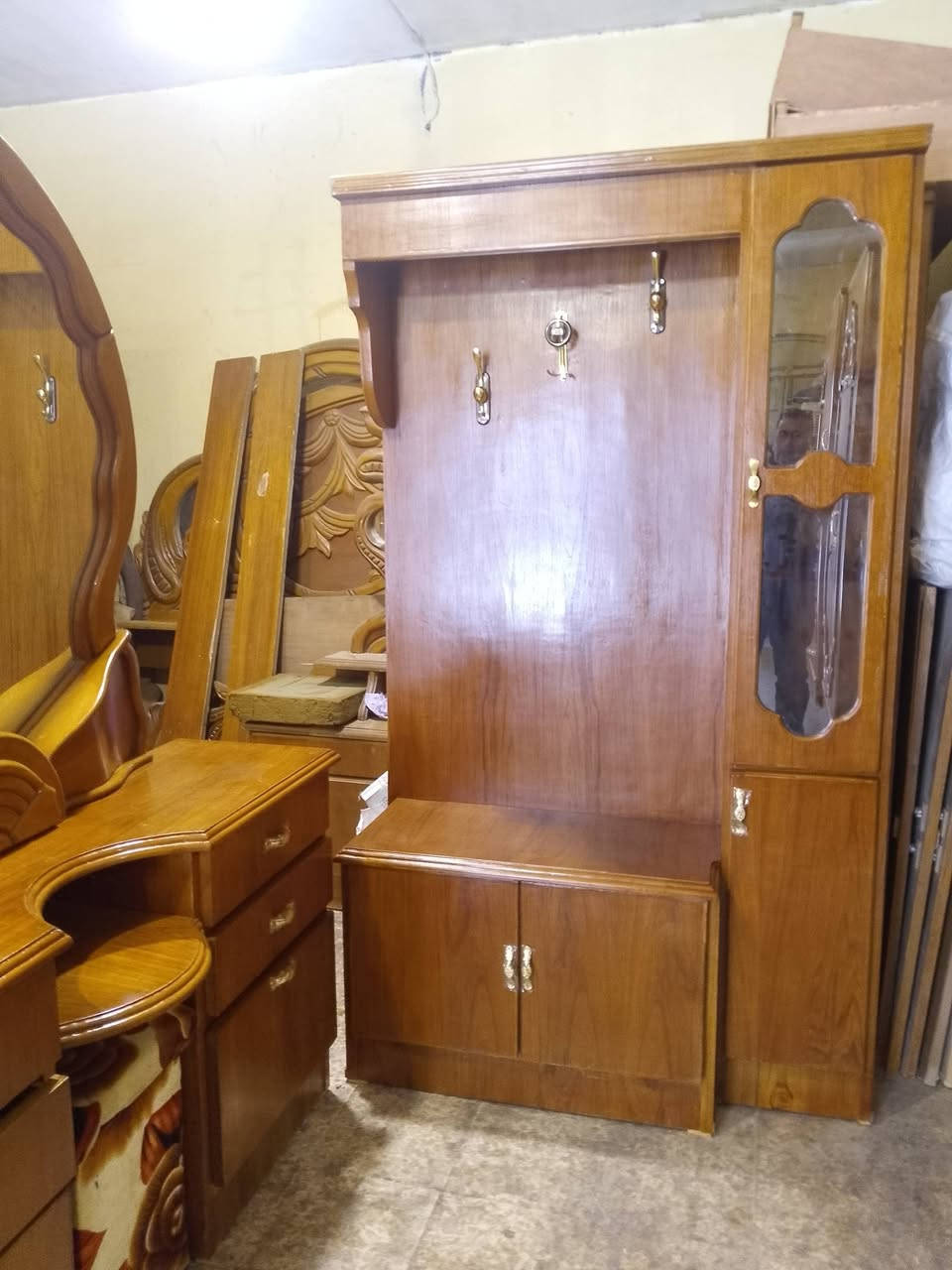 غرفة خمسه ابواب ملحق شغل توصي نظيفة جدا مستعمله صاج خمسه ملم داخل أربع ملم العنوان الحدباء خلف مرطبات البحرين مقابل افران زينب الرقم ***********
غير متوجد على الفيس
مستعدون لشراء الغرفه و الكناتير
