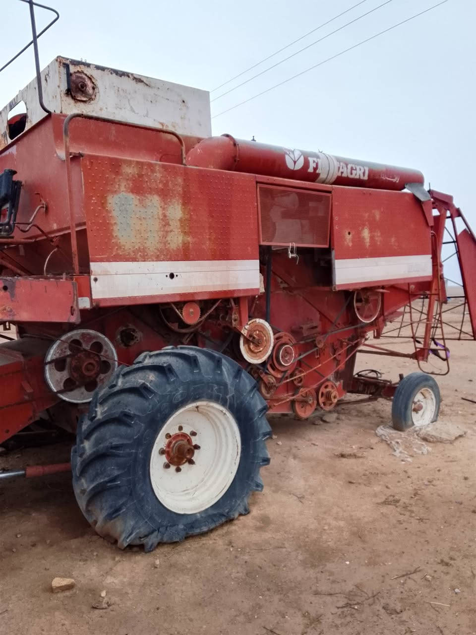 دراسه لافيردا للبيع
محرك نضيف 
تحتاج تواير 
مكان الدراسه سنجار قريه ابوخشب
***********
