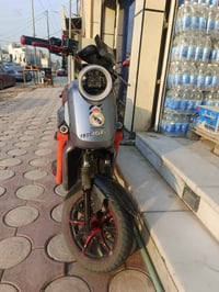 F15 • ٦ بطاريات • تبديل بطاريات