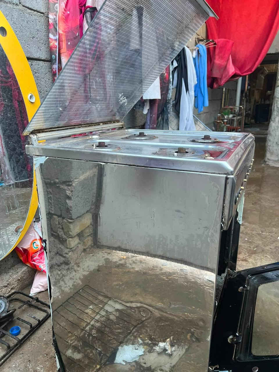 سلام عليكم طباخ شغال كلشي مابي رايده ب ١٢٥ وبي مجال (***********)موجود خاص هم ( رحمه الابوك جماعت على باب الله لا تحرجوني)
