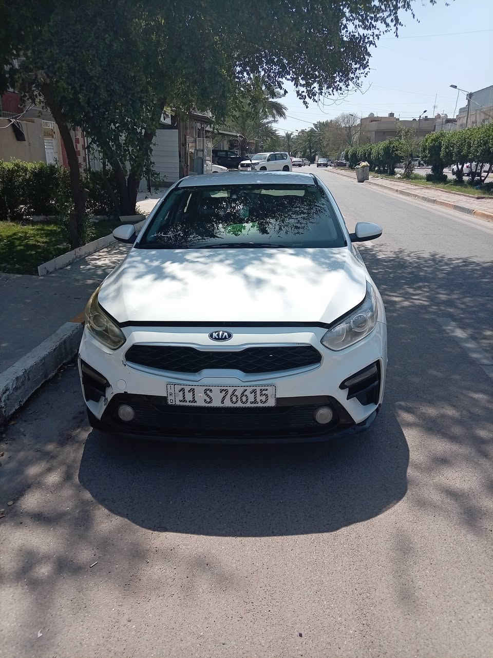 السلام عليكم فورتي امريكي موديل ٢١ حادثها جاملغ أمامي يمنه وبدنه خلفيه وصبغ قبق جنطه والباقي ليبل واحد لغد وشاصي سليم ماشيه ٨٧الف وايرباك ساليموبسمي مكينه دوش وكير اي تي صار اسبوعين وبي ضمان وتخم تاير ودوشمه تبريد ثلج وصور الحادث بالمنشور السعر ١٣٥ وبيها مجال العنوان بغداد *********** الحريه الاولى وبالعافيه على الياخذها
