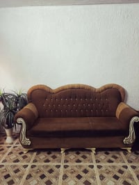 تخم 8مقاعد السعر 350 للاتصال 07768769082 بغداد البياع
