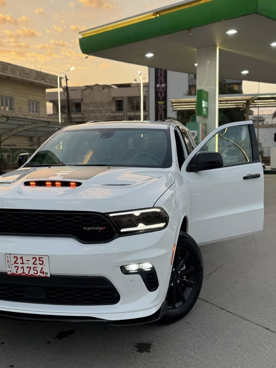 دورنكو 2023
7راكب 

6سلندر 

ماشيه 50 ميل

   كاتي تترقم اربيل 

ضررها جامرلخ 

بونيد محدث

موصفات 

كشنات تتفئا

استيرن تتفئا

حساس خلفي 

‏

دوشمه السيارا بدبي

 كامله اي نقص ما بيها 

  السعر 275

 مكان السيارا كركوك


**إذا كنت صاحب هذا الإعلان وتريد حذفه لأي سبب، رجاءا أرسل رسالة إلى الدعم الفني**