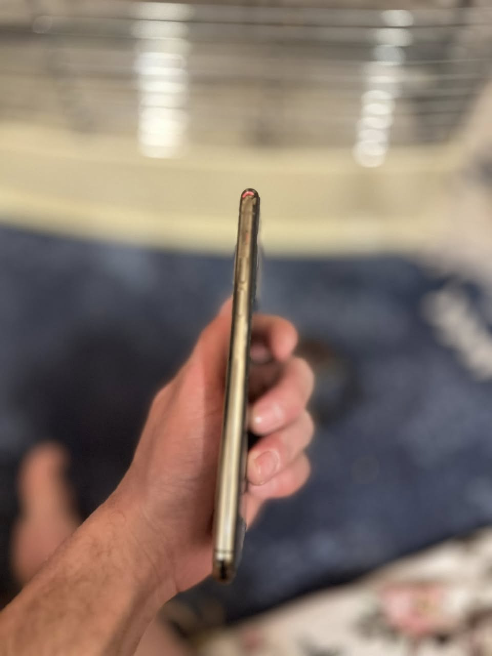 ايفون 11للبيع بطاريه 75 ذاكره 64 نضيف للاستفسار***********
