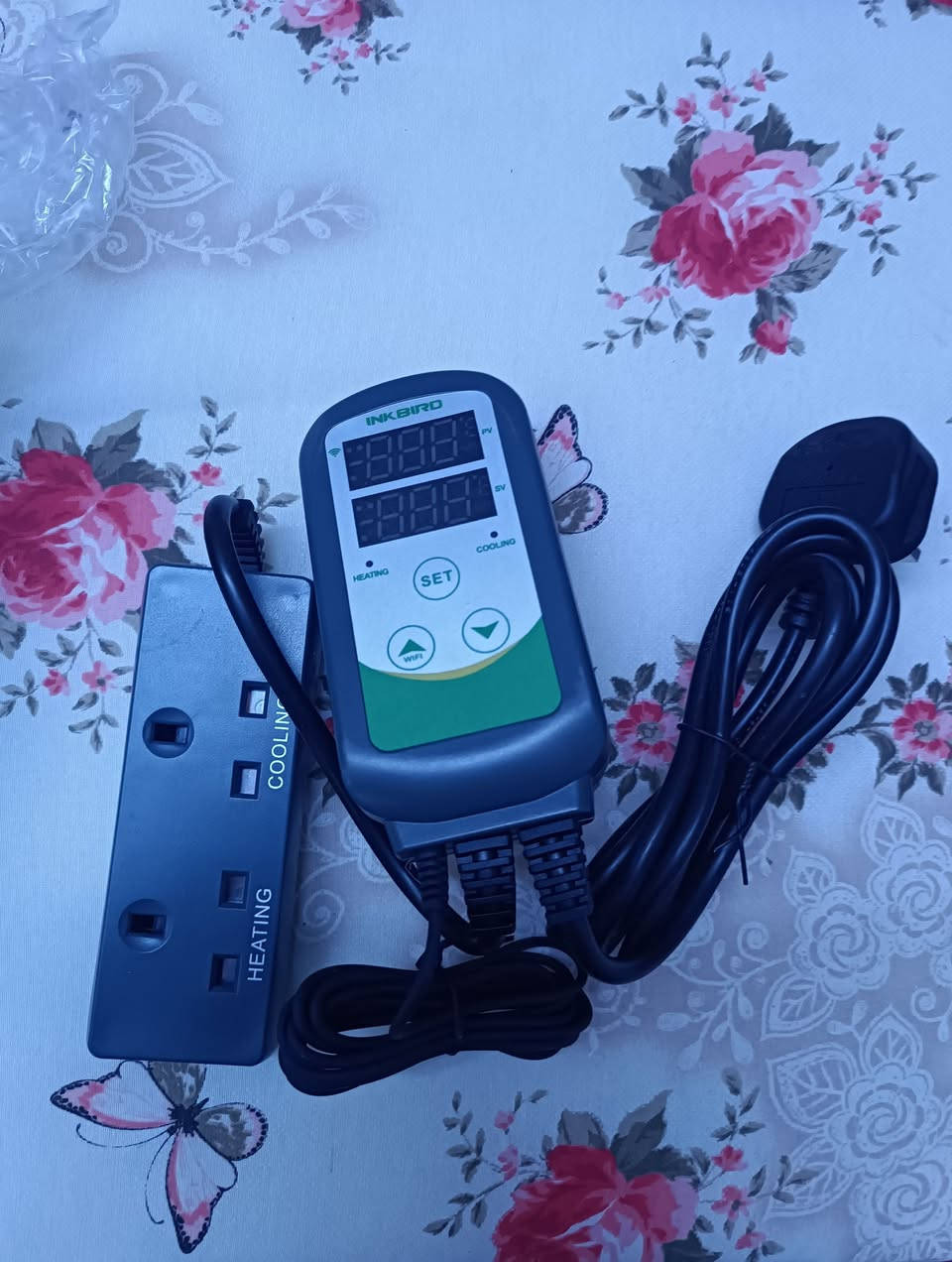 جهاز اسمارت مال حراره وبروده يستخدم احواض الاسماك و للنبات وللدواجن


**إذا كنت صاحب هذا الإعلان وتريد حذفه لأي سبب، رجاءا أرسل رسالة إلى الدعم الفني**