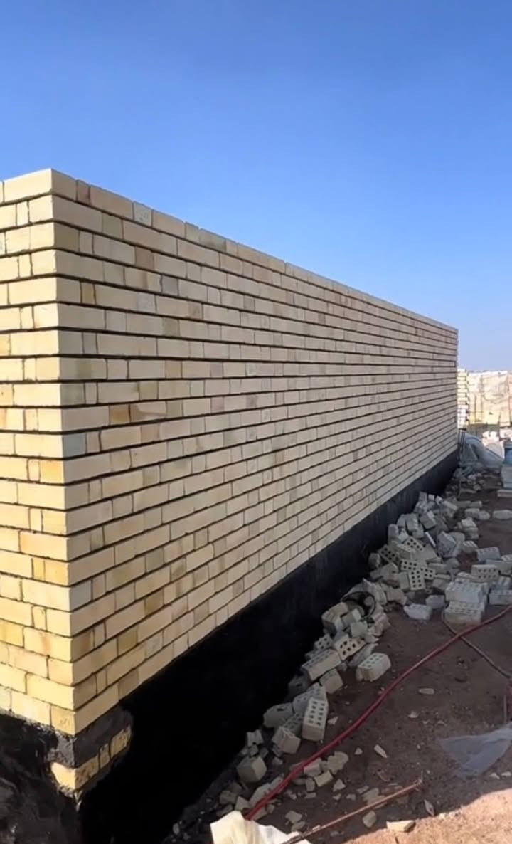 خلفه بنا متفرغ بل يوميه ومكطوعه ***********
