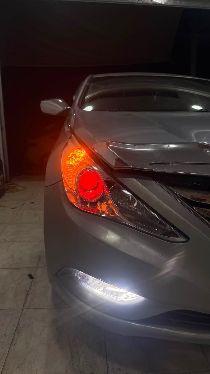 مركز power LED للشاشات وإنارة الد وزنون جلي تبديل جام لايت جميع أنواع السيارات العنوان بلدروز شارع العلوة هـ***********
