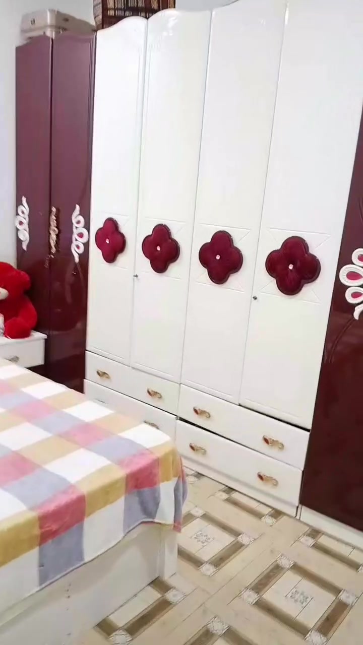 السلام عليكم غرفة للبيع للستفسار علق وآني اراسلك خاص


**إذا كنت صاحب هذا الإعلان وتريد حذفه لأي سبب، رجاءا أرسل رسالة إلى الدعم الفني**