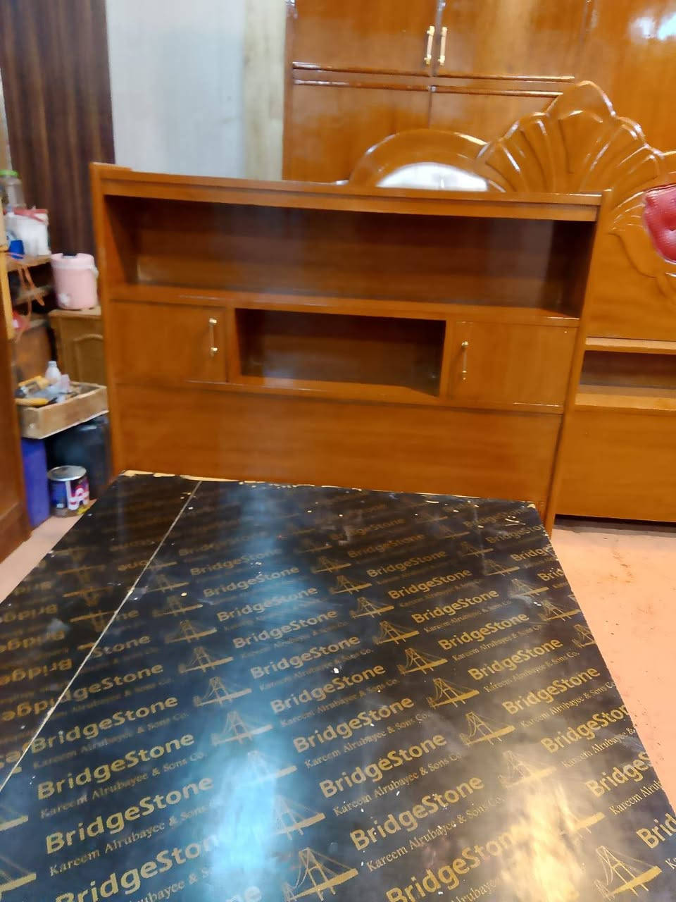 غرفه ام خمسه نجاره اخت الجديده البيع السعر اربعميه وخمسين ألف وبيه مجال الحله ابو غرق وتساب او تصال ***********مصطفى النجار
