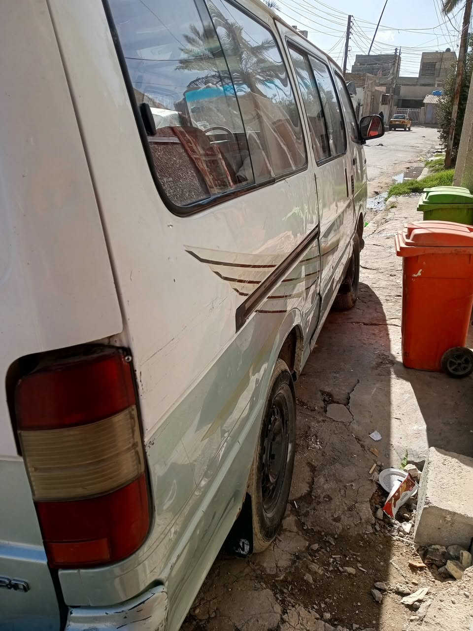 جنبي للبيع موديل 2010بغداد انكليزي حره بسمي مكفوله من ضربه وصبغ فقط بارد العنوان بغداد رقم الهاتف ***********
