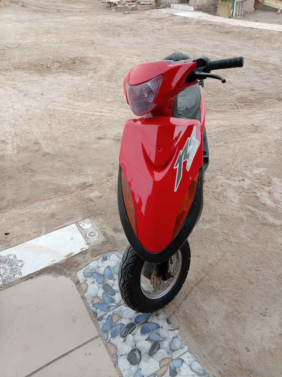 سلام عليكم دراجه ماكس عدله دراجه جاهزه كهرباء كله شغاله نكره سلف كلشي شغال ما نقصه شي مكينه مفتوح مره وحده دراجه تخبل لا تنقص ولا تبخر سعر 650بيه مجال مكاني البصره قضاء القرنه ‭٠٧٨٧ ١٧٠ ٧٠٥٩‬
