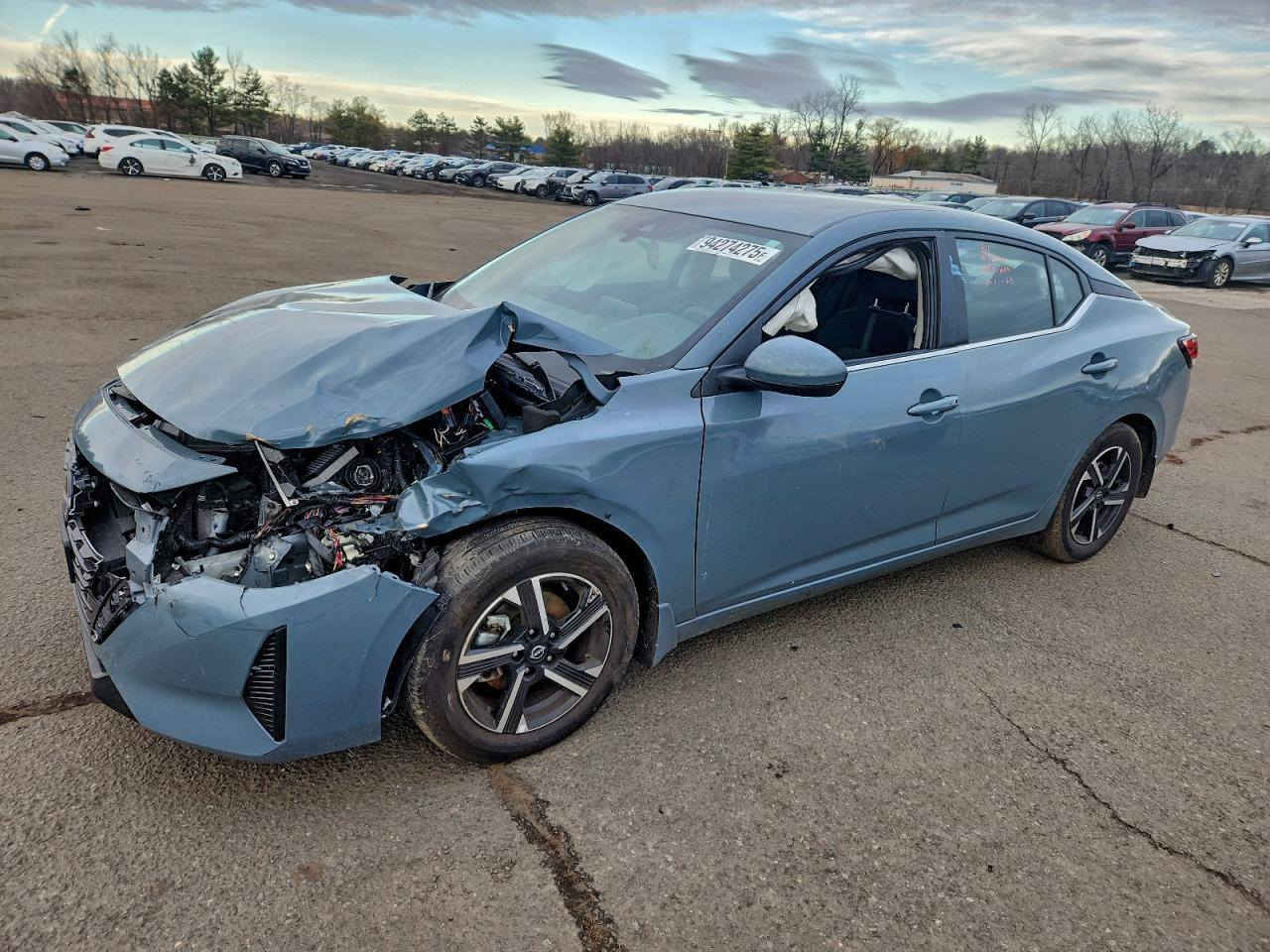 السلام عليكم.
نيسان سنترا 2024
 ماشيه 2000
واصله للميناء ب75
للتواصل ***********
