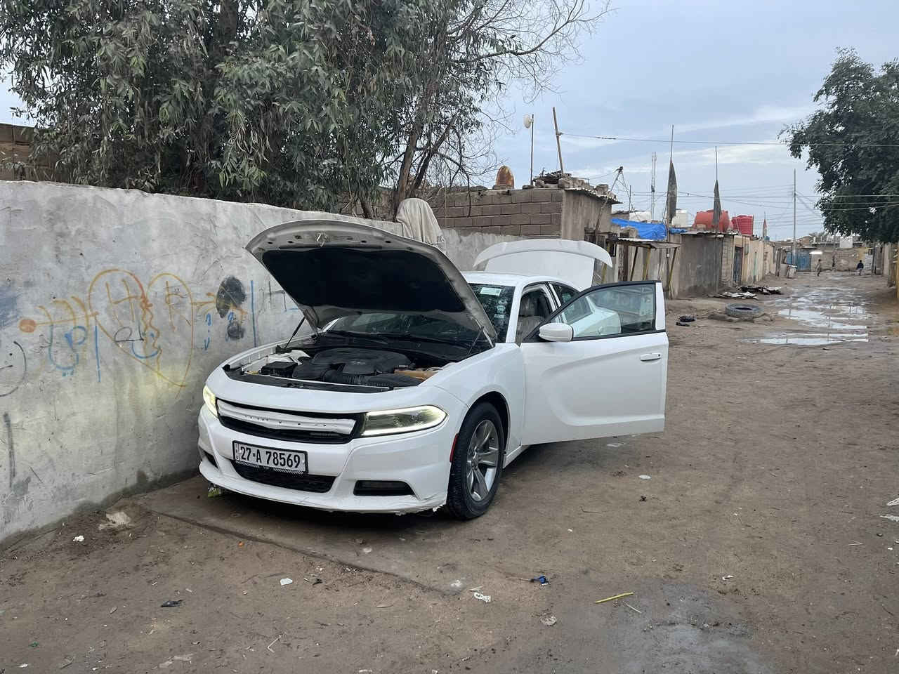 جارجر مديل17 باسمي صابغ بيبان ثنين ونص من جاملغ لخلفي صفحة سايق شاشه جبيره كامره خلفيه مكان بصره سعر185   ***********
