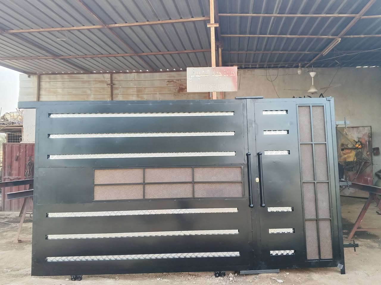 معمل حدادة جهاد المشهداني لعمل جميع أنواع الحداده حديثة الحي الصناعي مجاور نصيف صدر وسكله الرحمه ***********
