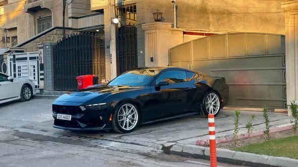 سلام عليكم  فورد موستنك. جيتي موديل 2024. فول موصفات. خنك  ماشيه 6 تلاف. 
لايت زنون اربع عدسات
كراسي جلد. تبريد. تدفئه
رادار امامي وخلفي 
سستم صون Bno. ودامام بالصندوك 
اكتف كزوز 
شاشه متصله 
سياره حادثها  ربع بنيد صبغ فقط. بدون تبديل.  سياره كلها ليبل واحد. 
وسياره مصروف عليها. ومرتبه.  بيها ويل قيمته. هوه وتاير 12 ورقه. ولويات  استيده  قيمتها 4 ورقات. وشويه. 
مكانها بغداد *********** 
صور حادث موجوده بالمنشور. ورقها مميز.  بغداد بسمي بغداد
