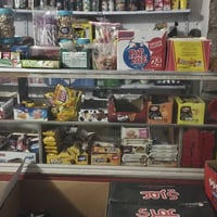 ميز • بالصور • قابل تفاوض