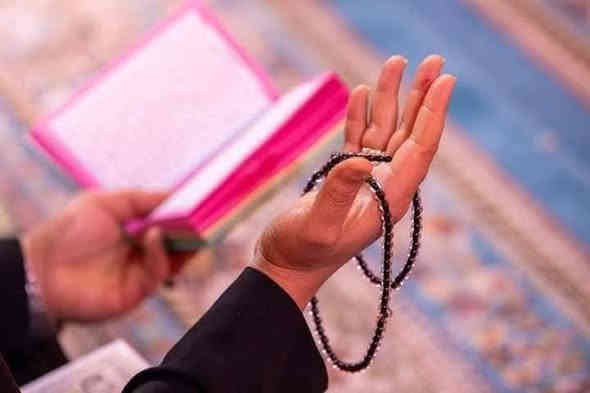 إلى اهالي السماوه الطيبين
 شركة سما دمشق تعلن لكم عن برامجها الداخليه بذكرا استشهاد الامام الحسن العسكري 
الى اهلنا وناسنا وعوائلنا في السماوه الخضر السوير الوركاء الرميثه  🌿 كل مزارات  العتبات المقدسة  كل مزارات 🕌.
    سعر النفر20الف فقط   ذهاب واياب  بدء التسجيل من لأن💺💺
              👈يِّوِمَ آلَآربِعٌآء👉
          برنامج الرحلة يشمل :
✨💫💫💫🌠🌠🌠🌠✨
1️⃣سامراء الاماميين العسكريين(عليهم السلام)
2️⃣سيد محمد سبع الدجيل
3️⃣ابراهيم بن مالك الاشتر
4️⃣الامام الكاظم ع(مبيت)🕌.     
5️⃣اولاد مسلم(عليهم السلام)
6️⃣كربلاء المقدسة(مبيت)💫🛏️🛏️
7️⃣شريفة بنت الحسن( ع)💫
النجف الاشرف♦️
 الانطلاق الساعة 7 مساء      💎وبأحدث الباصات🚍                                  
للحجز والاستفسار// يرجى الاتصال و التواصل على الارقام التالية:
🔴 الحجز 
  ***********واتساب اتصال      
 🔴 
 👈💤👈العنوان سماوه ☀️القشلة مقابل ازنود الست الحمداني     
            ✨نتشرف بزيارتكم ✨
