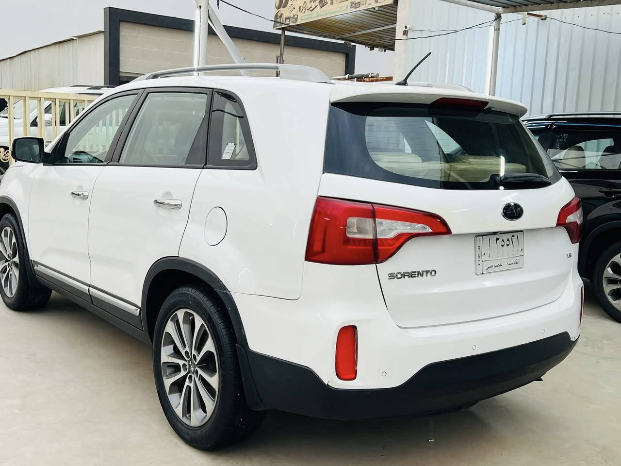 السلام عليكم سورنتو 2015 خليجي كفاله ماعده بارد بالجاملغ  والباب والسونار مرفق معه الصور فقط السياره جاهزه حداديه مكينه كير كفاله   
6 سلندر 
بصمه 
داخل بيجي 
شاشه 
بردات 
7 راكب 
__________ 
السعر 180 وبيه مجال قليل 
رقم قادسيه تحويل مباشر 
العنوان بابل الشوملي 
الاستفسار ***********8
