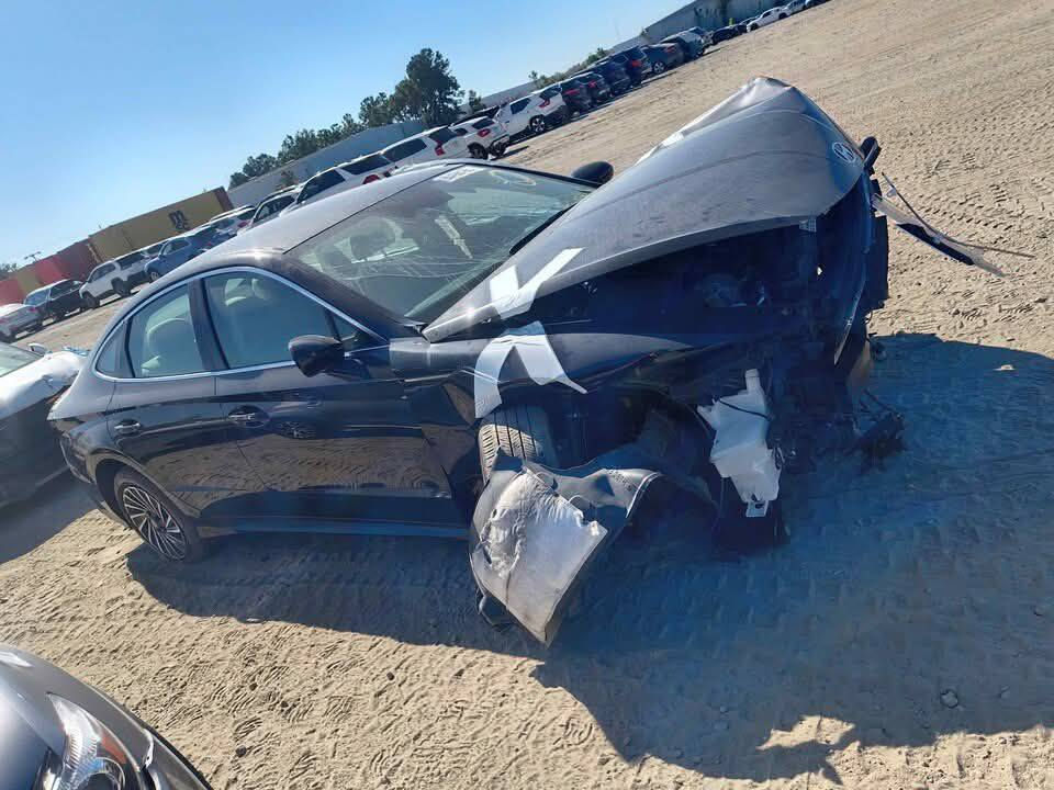 سلام عليكم سوناته 24 هايبرد سياره حالين ابعمان اوسعر 90قفلهه تباع عله وظعهه الاستفسار ***********
