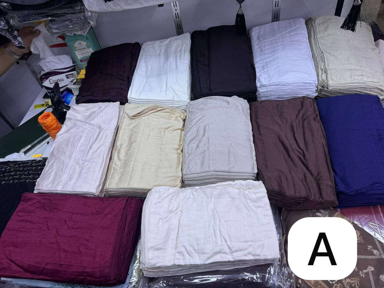 شال الدلاليد الأماراتي الأصلي 24 لون
الحي... سوق القماشين 
أبو أنمار التميمي


**إذا كنت صاحب هذا الإعلان وتريد حذفه لأي سبب، رجاءا أرسل رسالة إلى الدعم الفني**