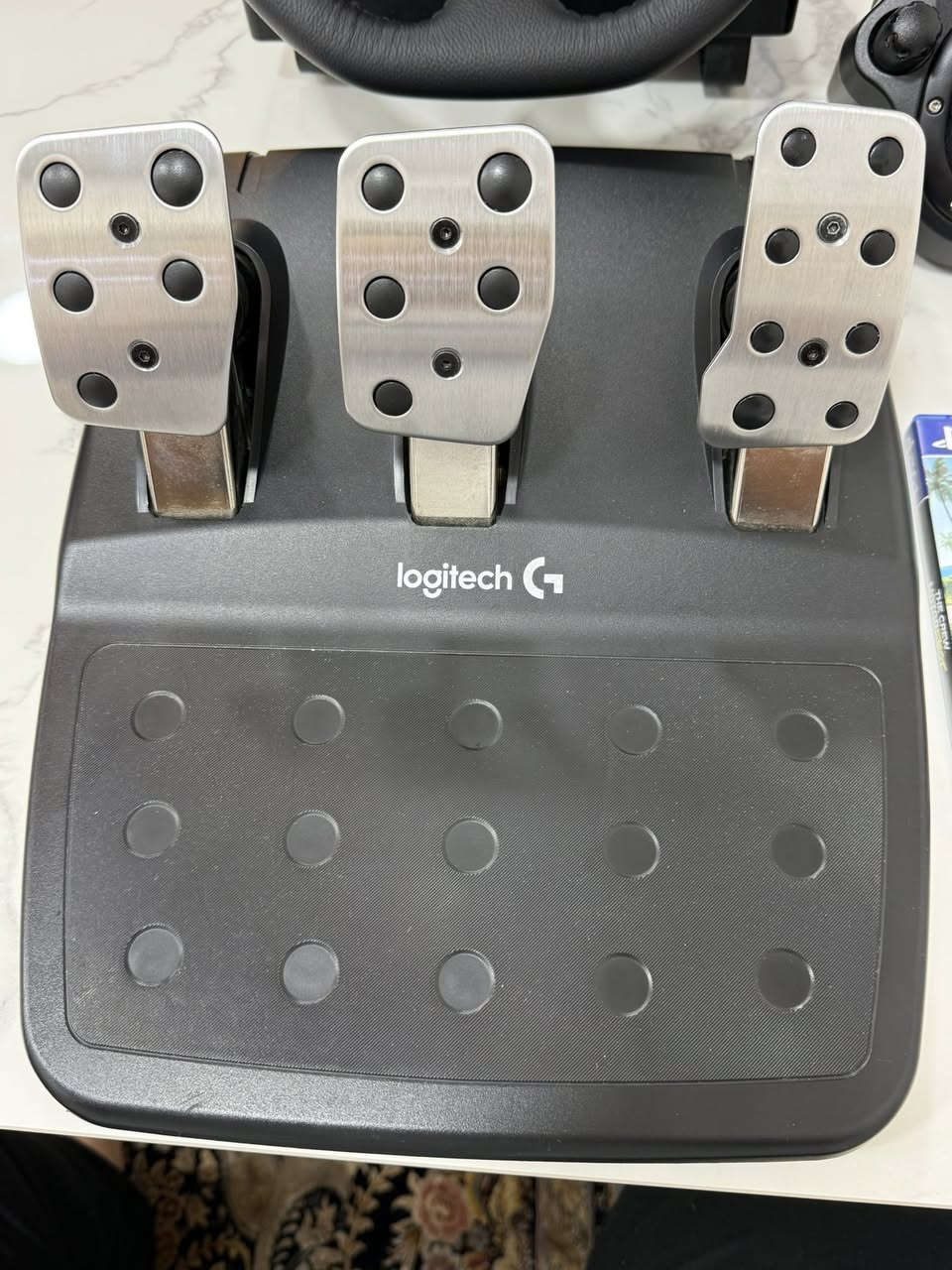 السلام عليكم للبيع دركسون مع كير عادي مع لعبة motor fest جميع الاغراض جديدة جدا مع الكارتونة السعر 350 الف العنوان بغداد حي اور *********** اتصال او واتساب
