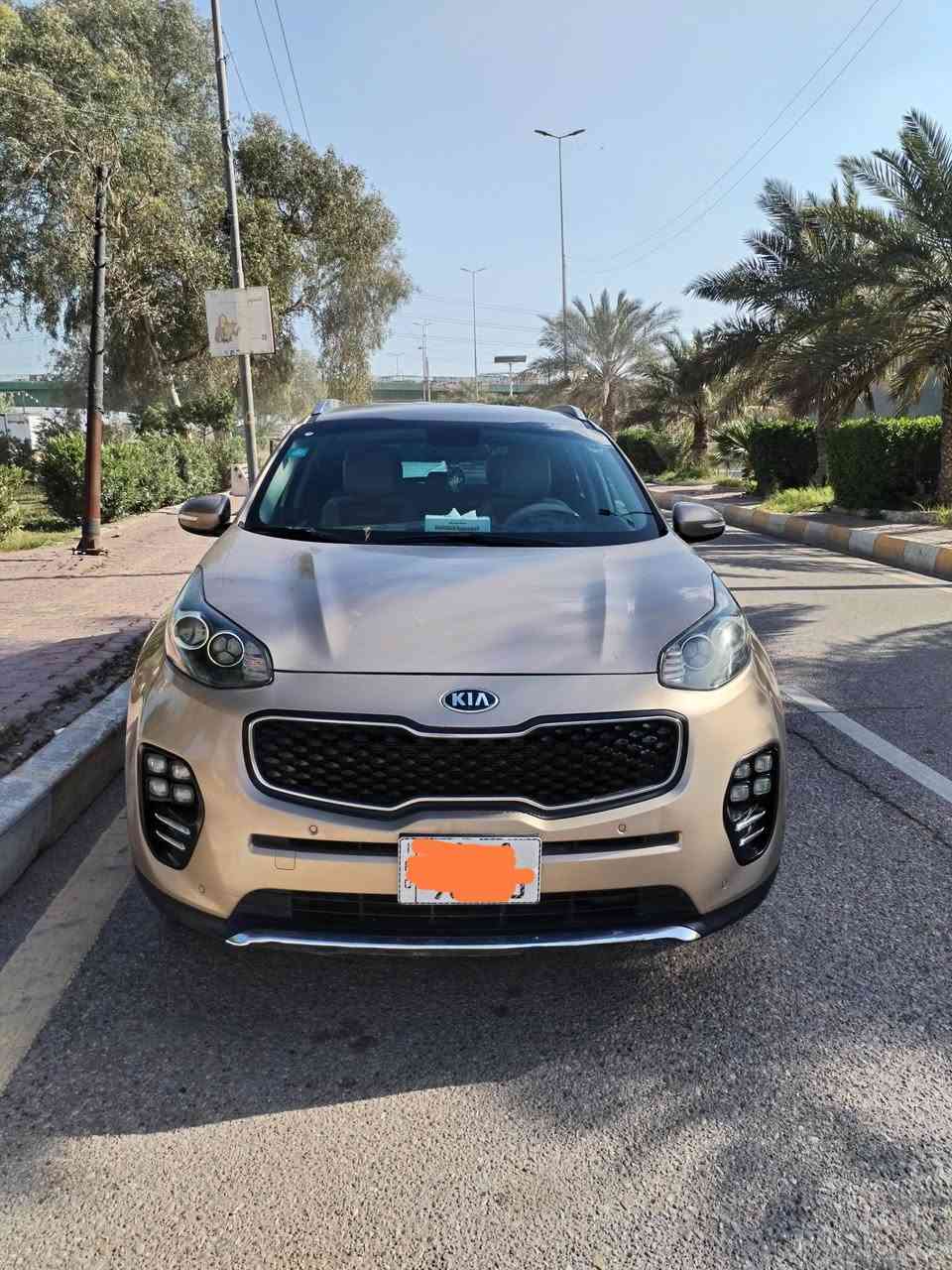 السلام عليكم
كيا سبورتج موديل ١٧ خليجي فول مواصفات عدا البانوراما كفاله عامه مطلقه حداديه جديده مكينه ما مفتوحه رقم بصره بأسمي مكان السياره العمارة مركز المدينة للإستفسار الاتصال على الرقم ***********
