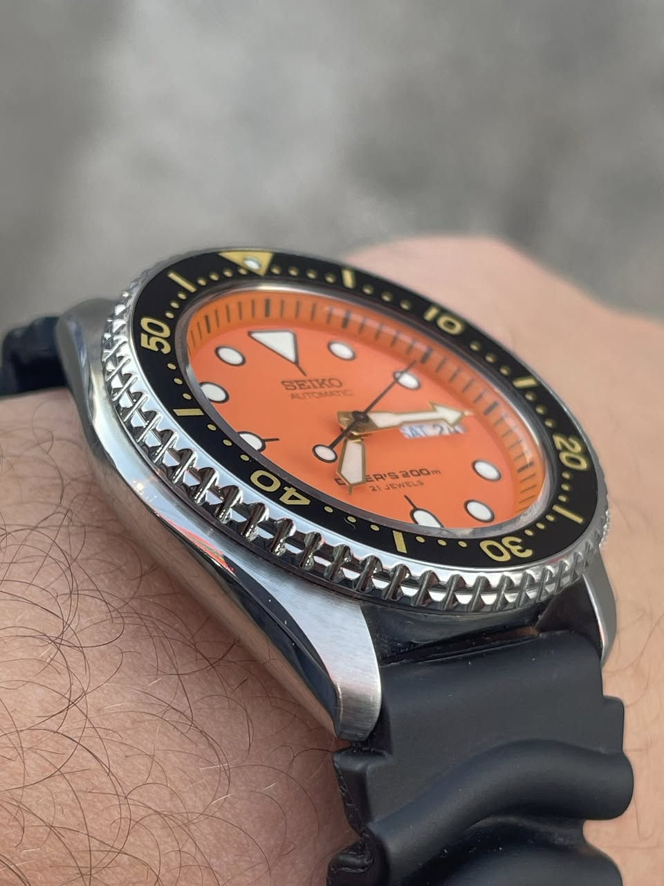 سيكو بحري لون مميز 

موديل متوقف انتاجه 

قطر 42 

بزل دوار 

بحري 200 متر 

قفل بحري 

السعر 325 الف 

بغداد ومتوفر توصيل 

***********
