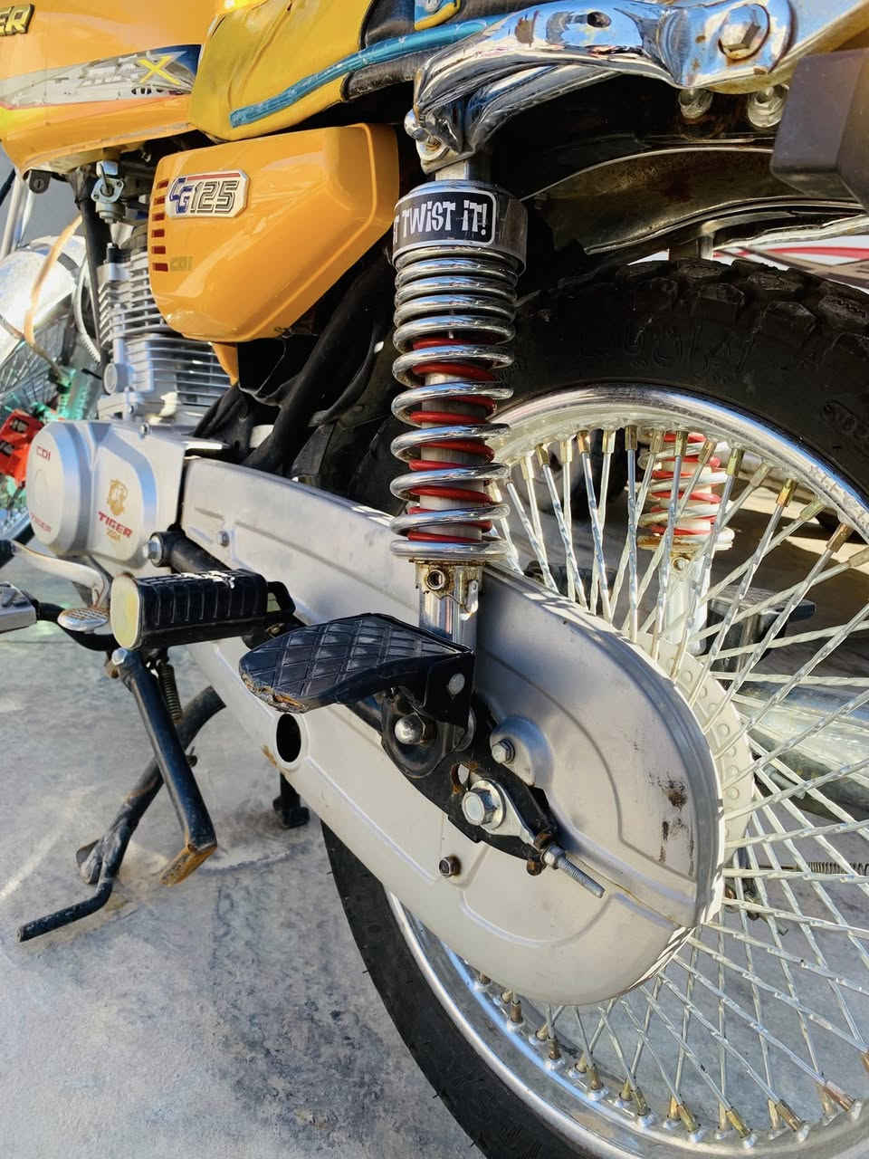 للبيع اربعه كير
موديل ٢٠٢٤

السعر ٥٢٥

ناحيه الزاب 

اتصل ***********
