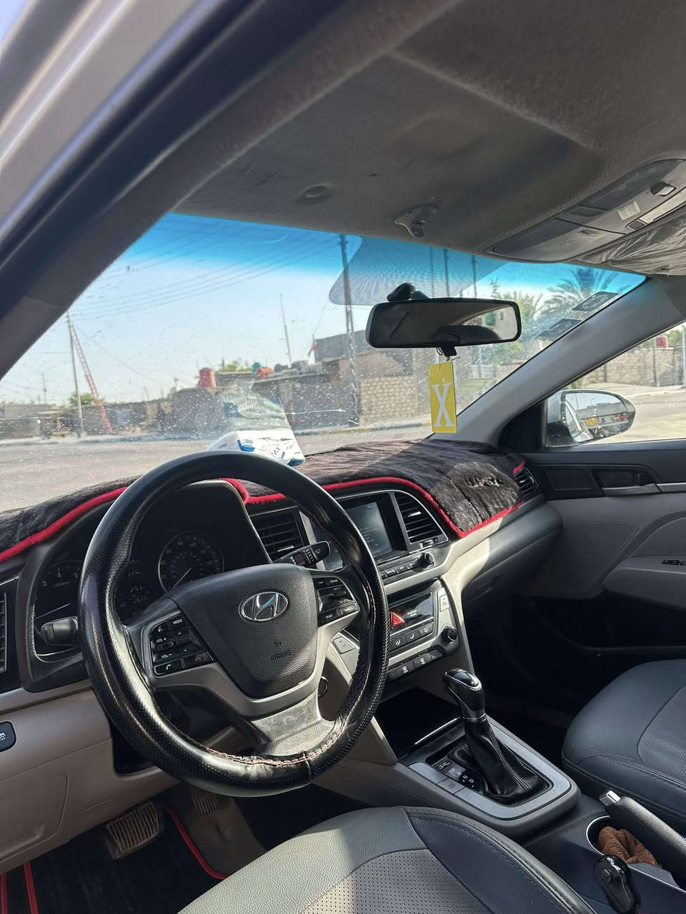 سلام عليكم انترا ٢٠١٧ جاهزه سياره ما بيها اي نقص تبريد حداديه تخم تاير السعر 105 وبيها مجال قليل رقم ***********

