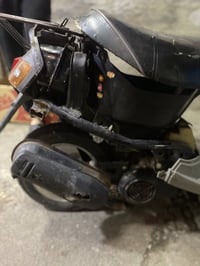 ماطور بزون شاصي ملحوم تحريكه ومعدل زين السعر 115 وبي مجال 07706645290