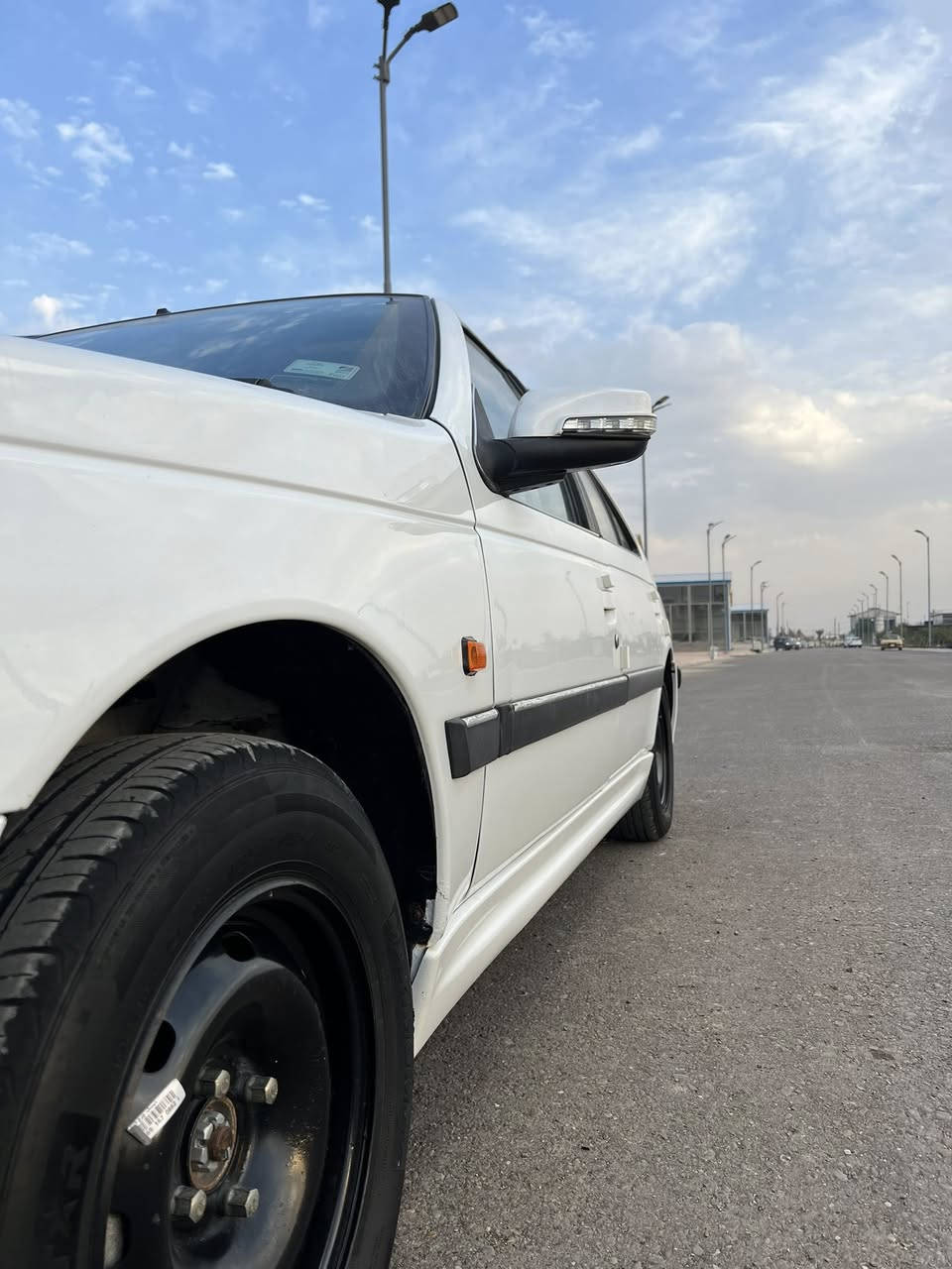 سلام عليكم بيجو بارص موديل 2017 ماشيه 53 شرط سونار مكفوله لا ضربه ولا صبغ ولا تبديل ولا قطعه مفتوحه بسياره سياره جديده بمعنى الكلام مكينه كير لا تنقيص ولا تبخير تخم تاير صدر امامي خلفي سياره جديده بمعنى الكلام السعر 68 وبيها مجال مكان بغداد البلديات ***********
