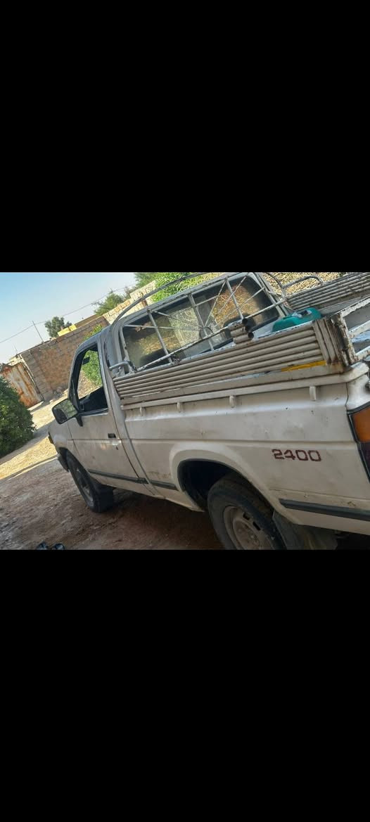 نيسان لبيع موديل 92 المكان كربلاء السعر18   ***********
