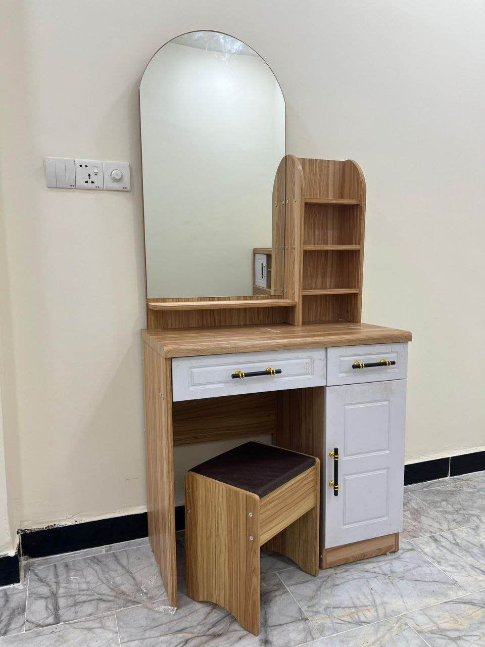 غرفة نوم نفر 
كنتور 4 باب السعر 350 ألف 
كنتور 3 باب السعر 290 ألف 
كنتور 2 باب السعر 215 ألف 
سرير نفر خشب السعر 190 ألف 
ميز تواليت السعر 150 ألف 
كومدي السعر 80 ألف 

😇😇😇😇
توصيل داخل بغداد مجاني 
اطراف 10
محافظات 25

#شركه3R 😇😇 كربلاء, العراق


**إذا كنت صاحب هذا الإعلان وتريد حذفه لأي سبب، رجاءا أرسل رسالة إلى الدعم الفني**