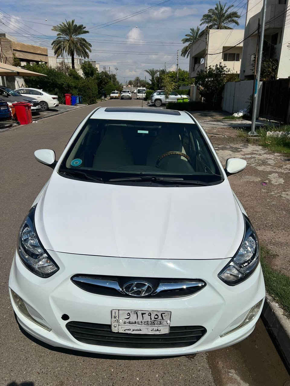 سلام عليكم اكسنت 2014 خليجي فول. مواصفات مكينه 1600 السياره فتحه مكينه كير حداديه صدر كله جديد وخير من الله بيها قطعتين صبغ بنيد وجاملغ و بالجاملغ الخلفي بيها شبر بارد السعر 93 وبيها مجال بسيط العنوان بغداد للاستفسار *********** بغداد, العراق
