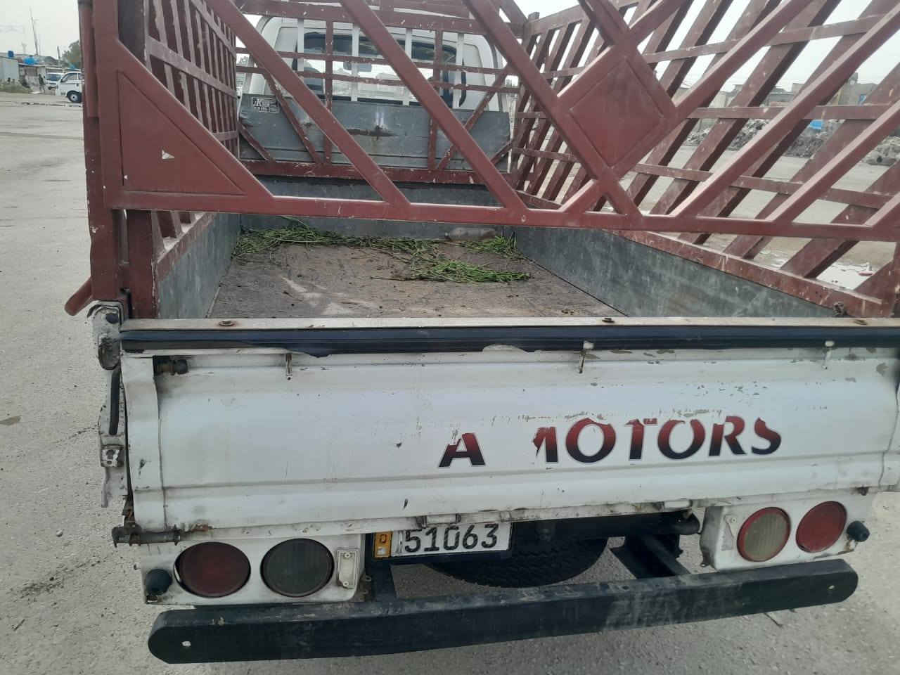 فحل  موديل ١٠  رقم بغداد دولي بسمي محجر تفصال تانكي ١٢٠ السعر 105 عنوان بغداد بلديات ***********
