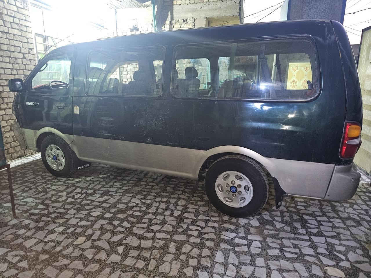 بريجو للبيع رقم بغداد موديل ٩٦ سنويه لل٣٠  شغاله كبل تصعد شارع رايدها ب٦٠  ورقه وبيها مجال
