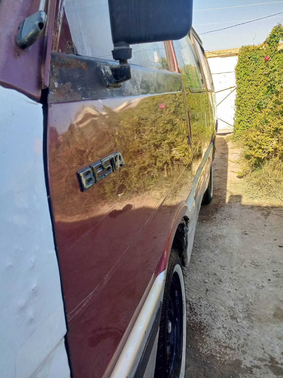 السلام عليكم كيا بستا سنويه ل27تريد وكاله تريد مداور سياره عضمه حلو مثل ماتشوف بل صوره بس بيه خياسات بل حجل دعاميه وبرانكيته موجودات وكشنه 26وبيه مجال ***********
