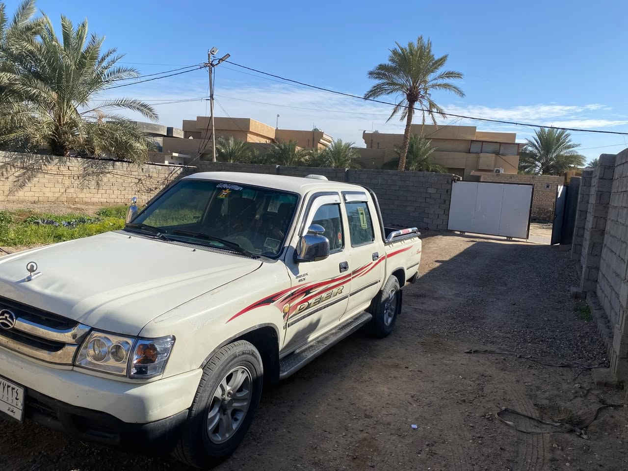 السلام عليكم
سياره دير ٢٠٠٩ مكفوله من الصبح والضربه خياسات قليله 
سياره كامله وناعمه صافيه التبريد بي ليك ويحتاج غار مكانها الفلوجة سعرها ٤٧ وبي مجال 
***********
