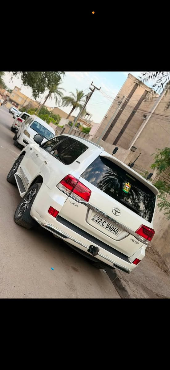 17 ماشيه 130 مكفوله فقط بارد 3 اصابع سونار موجود كتاب تضليل جديد  السعر 44. الف مجال جدأ بسيط السياره كامله بدون نقص تخم جديد شاشه لكزز محدثه 21 مكان بغداد ***********
