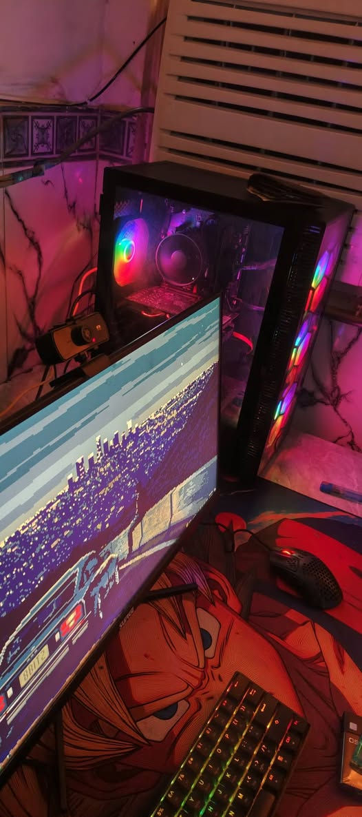 تجميعة للبيع
Cpu i5 10400f 
Gpu Rx580 8gb 
Ram ddr4 3200hz 8x2 16gb 
Mb msi h510m plus v3 
Power 650w 
M.2 126gb system
HHd 500gb

Monitor

Surge
Ultrafin
Fast ips 
27ing 
Fhd
V-sync
165hz 

السعر ٦٠٠ قفل 
***********
