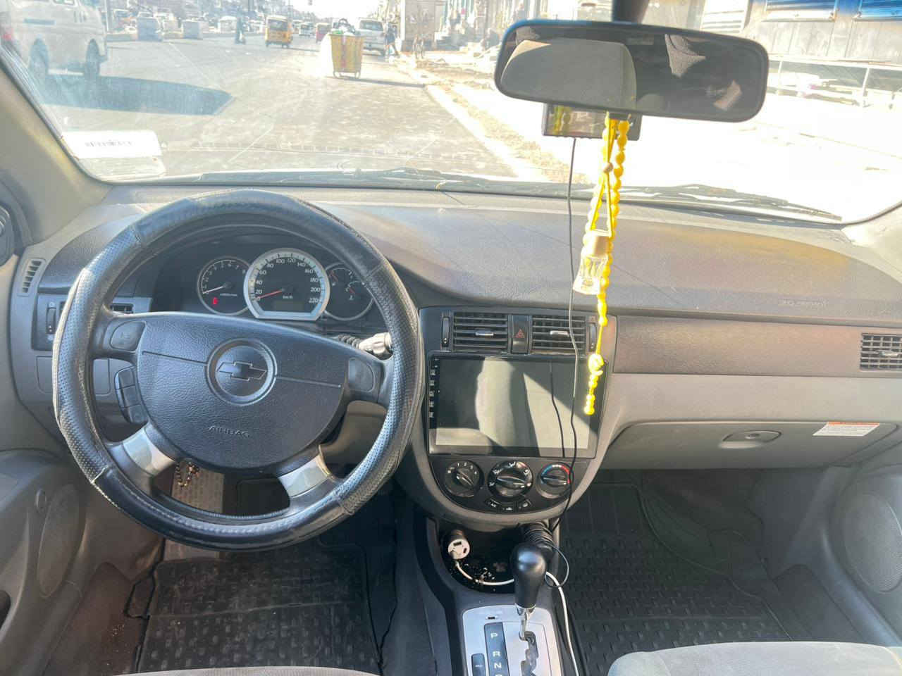 السلام عليكم
اوبترا موديل 2011 للبيع 

رقم بغداد انكليزي بسمي تحويل مباشر 
كير ومحرك جدد
بيها صبغ دوسات اثنينهن وداير جاملغ فقط اثنين
تبريدها شغال نقص غاز أمانة الله
السياره خير من الله بالعافيه ع الياخذهه
 السعر 85 وبيه مجال 

مكان السياره بغداد الشعب 

رقم ***********
