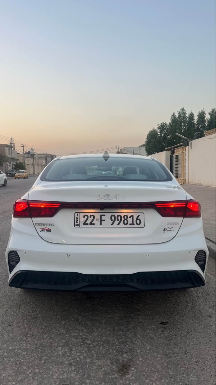 سيراتو 2024 كفاله عامه من كلشي ماشية 18 الف كيلو حقيقي 
فول مواصفات محرك 2000
كلشي بيها بوضع الشركه 
تريد تحويل او وكاله 
سعرها 188 ورقه 
مكاني نجف  *********** اتصال فقط النجف, العراق
