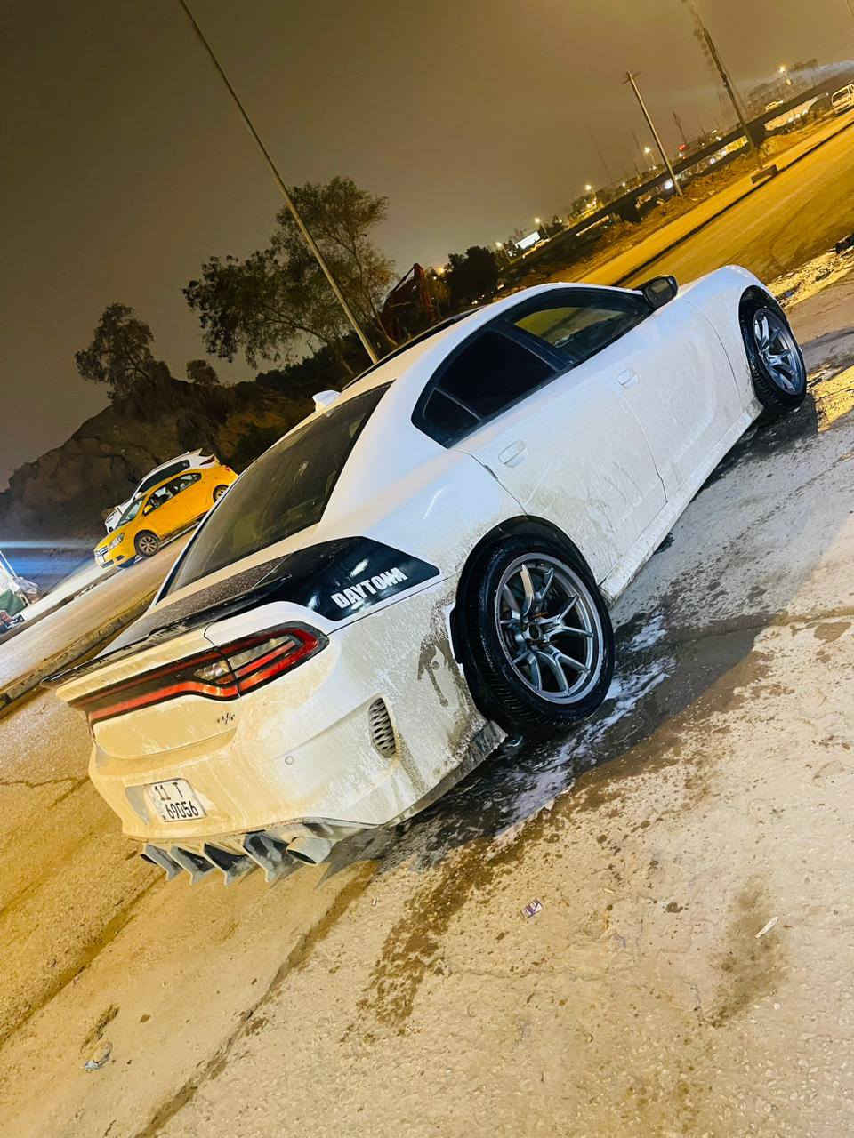 سلام عليكم جارجر للبيع موديل 2018 أصل فول واحد على واحد  حادثة داخل المنشور وبالعراق بيه مكانات صبغ بسيطه مكينه 5700 كير حداديه تخم تاير تبريد كله جديد رقم بغداد سنويه لل27 بسمي السعر 164وبيه مجال مكاني بابل ‏‪***********‬‏
