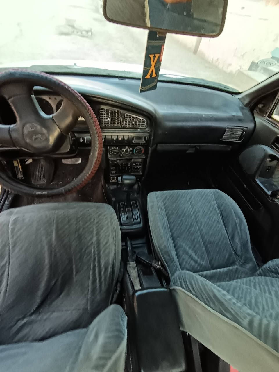 السلام عليكم
النتره دمعه 1995 گير اوتماتيك مكفول

محرك مكفول 

شواصفي مكفول فررمه وحده ملحومه

سنويه لل31 هزه جديد تحويل مباشر

السعر 25 وبيه مجال
للاتصال ***********
