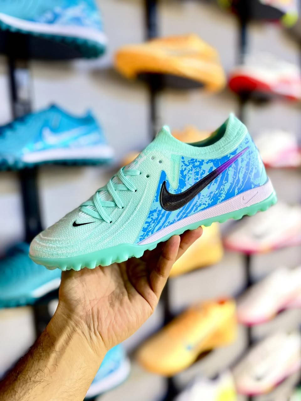 فانتوم الشكل الجديد من نايكي ✅
متوفر الان بجميع القياسات 
ماستر ( وكالة ) ‎%‎
للحجز مراسلة الصفحة 
توجد خدمة توصيل


**إذا كنت صاحب هذا الإعلان وتريد حذفه لأي سبب، رجاءا أرسل رسالة إلى الدعم الفني**