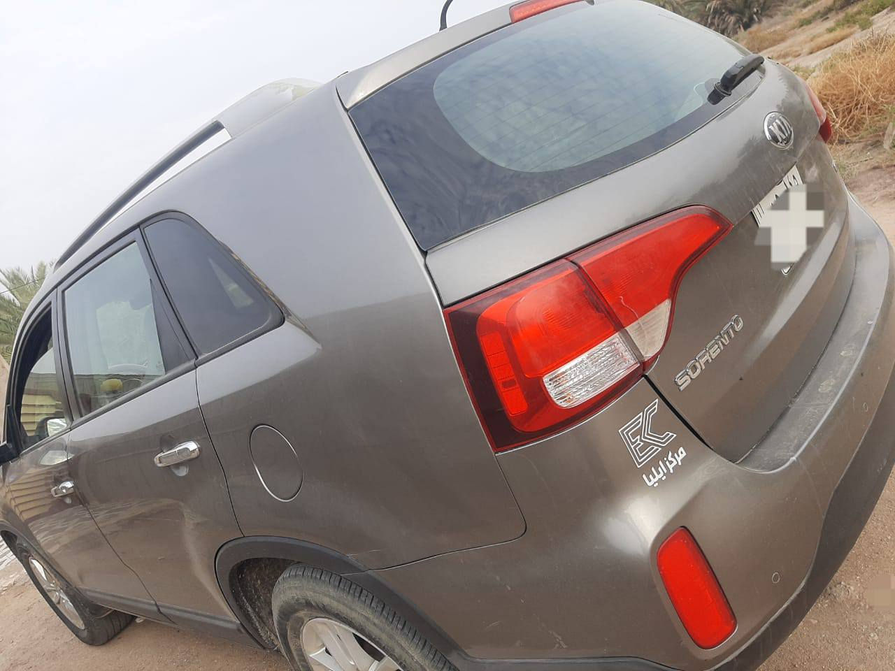 السلام عليكم سورنتو 15 للبيع شاملغ وبنيت اربعه استندر خمسه راكب سياره فول مواصفات ***********
