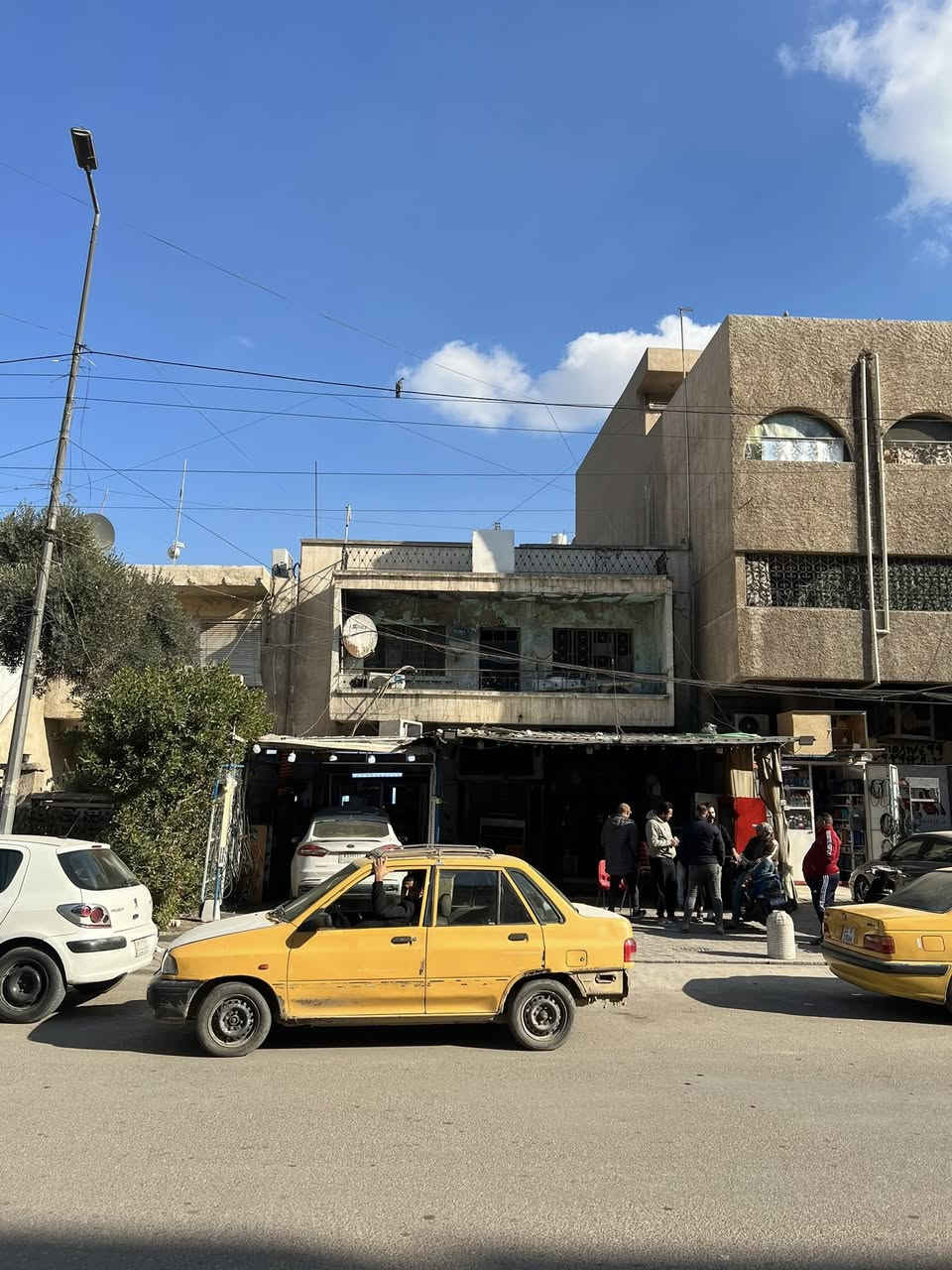 📢 قطعة أرض تجارية للبيع – موقع مميز

🔹 الموقع: بغداد – الأعظمية / نهاية شارع الضباط
🔹 نوع العقار: قطعة أرض تجارية
🔹 المساحة: 166 متر مربع
🔹 الواجهة: 8.5 متر
🔹 مميزة: على شارعين (زنجيل)– موقع حيوي مناسب للاستثمار والمشاريع التجارية

💰 السعر: يُذكر عند الاتصال / قابل للتفاوض
📞 للتواصل والاستفسار: ***********
***********
