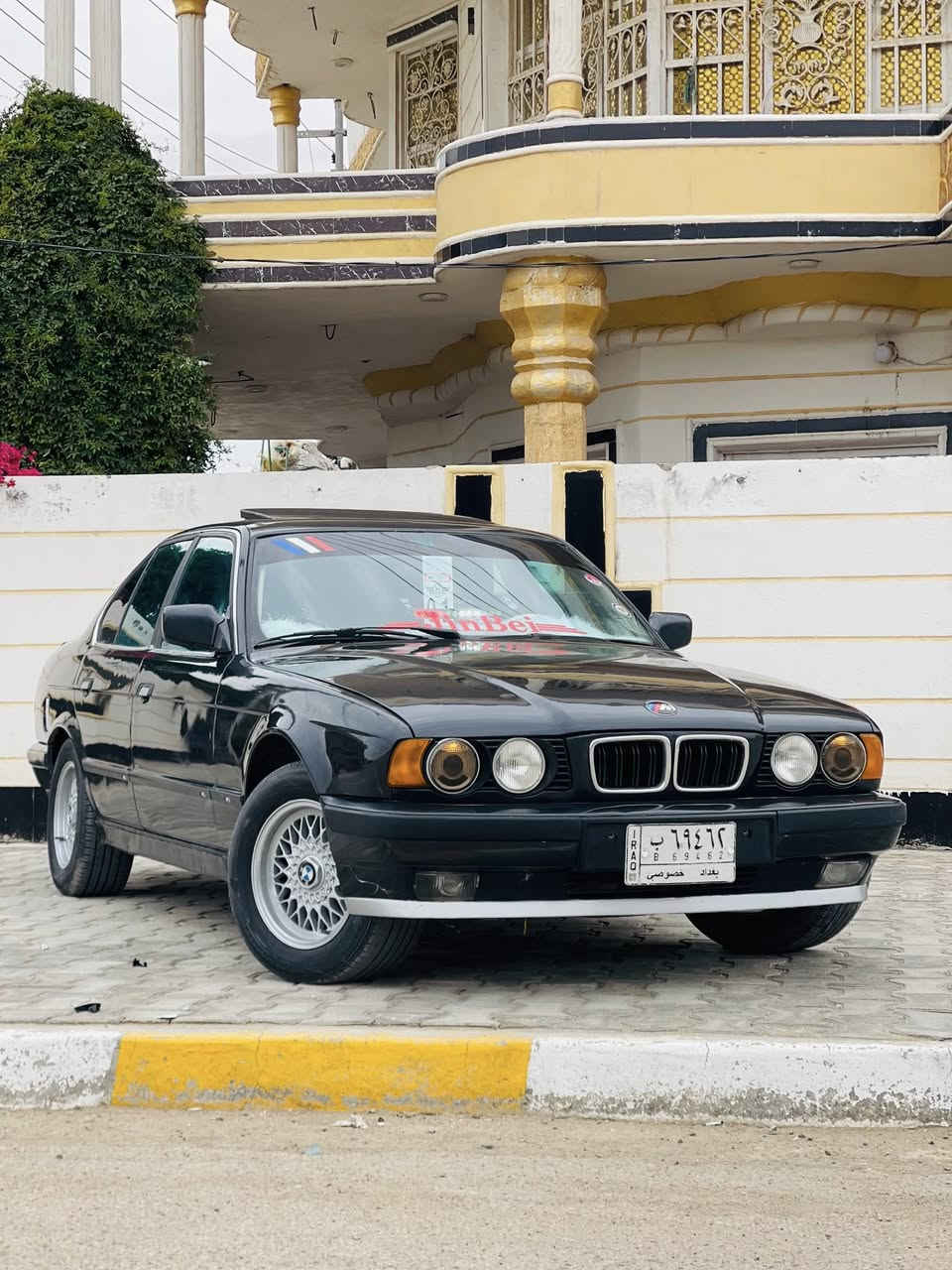 السلام عليكم اخوان 🤍
موديل 1990رقم بغداد انكليزي بسمي سنوي2031 تحويل مباشر ثاني يوم 

الحجم (535)مفتوح 6سلندر 

مصبوغه جماليه بدون دواخل صبغتهااا كلش حلوه وكاعده بدون اي حادث مكفوله 

حداديه جديد دواخل نضيفه  كهربائيات كلهه شغاله سياره 

العنوان بابل شوملي 

السعر 43وبيه مجال 

رقم الهاتف ***********
