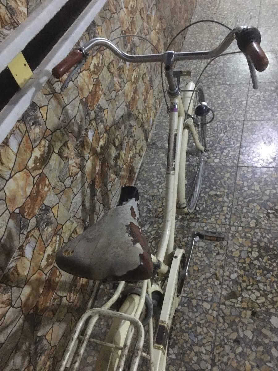 للبيع ياباني حجم ٢٦ كير وحساس نظيف وكله شغال ستيرن مربع وقاعدة كشن قلاب وسيبايه عظم بلاديه يعني ياباني بس الكشن شويه تعبان والباقي فول السعر ٩٠ ألف مكاني ابو دشير للإستفسار
*********** متوفر واتساب 
للبيع ياباني حجم ٢٦ كير وحساس نظيف وكله شغال ستيرن مربع وقاعدة كشن قلاب وسيبايه عظم بلاديه يعني ياباني بس الكشن شويه تعبان والباقي فول السعر ٩٠ ألف مكاني ابو دشير للإستفسار
