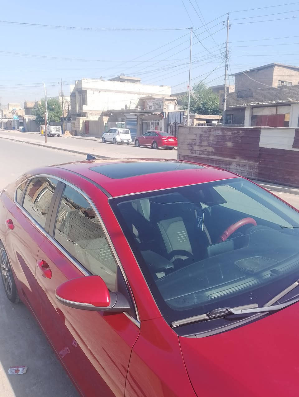 سلام عليكم كيه فورتي 2020 لسيارة فول مواصفات حادثه نص لبنيد وجاملغ بدون دواخل لسيارة بسمي من 2020على ايدي بل عافيه على لياخذه سعر 130 مكان لسيارة بغداد جسر ديالى ***********
